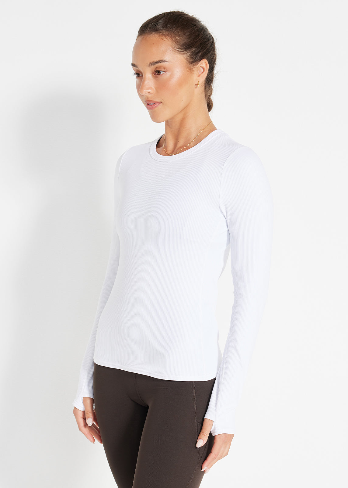 Vivo Fitness Fitted Long Sleeve Top - White