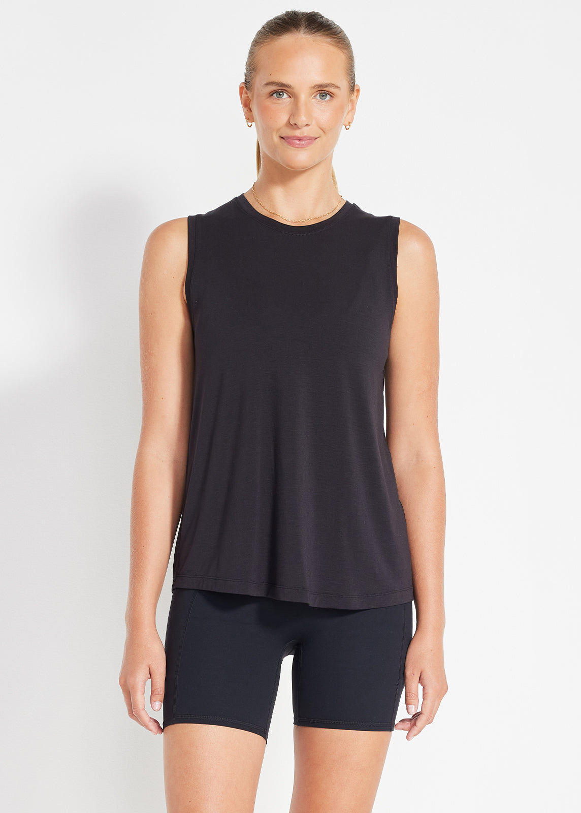 Essential Muscle Tank