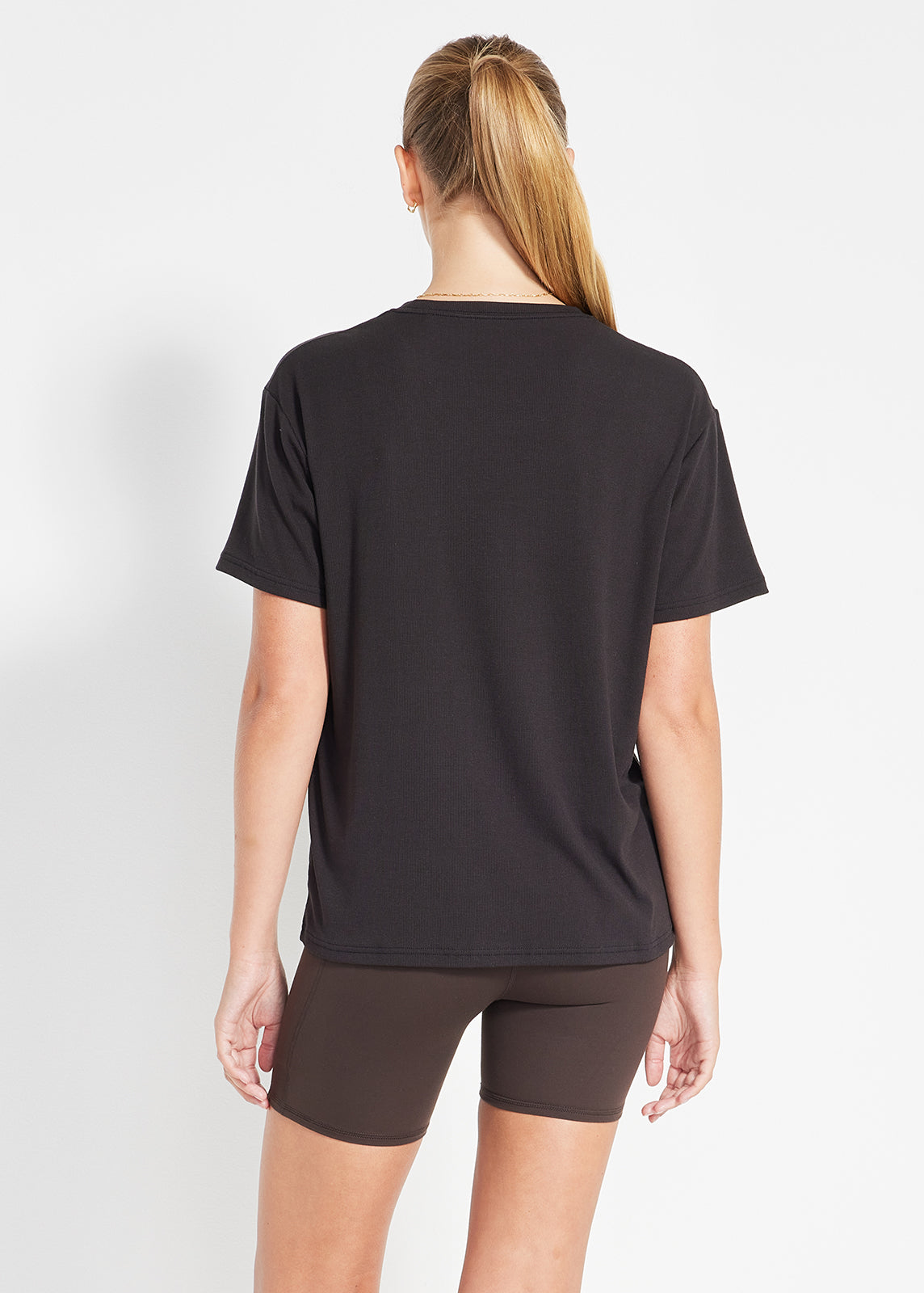 Essential Ribbed Tee