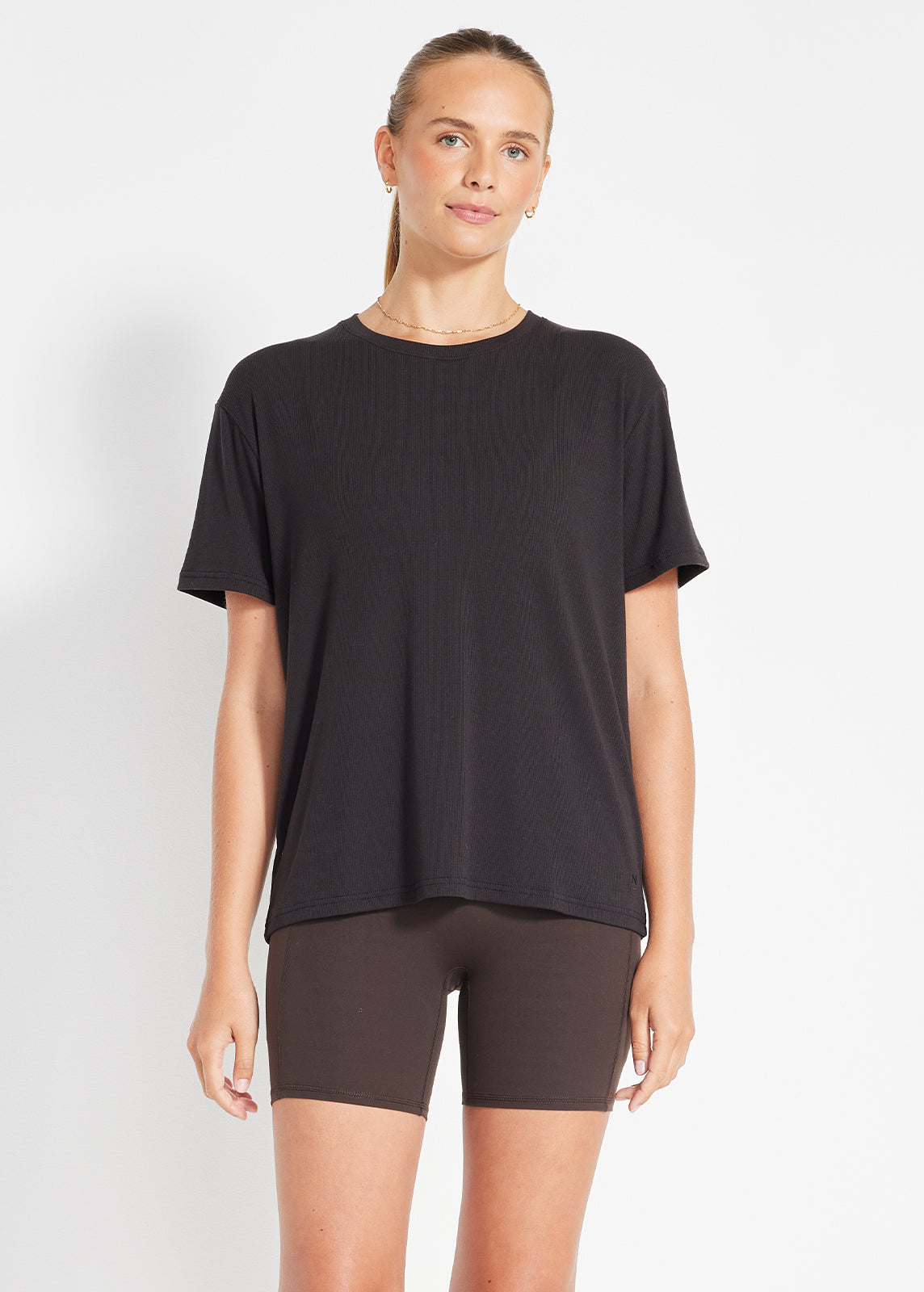 Essential Ribbed Tee