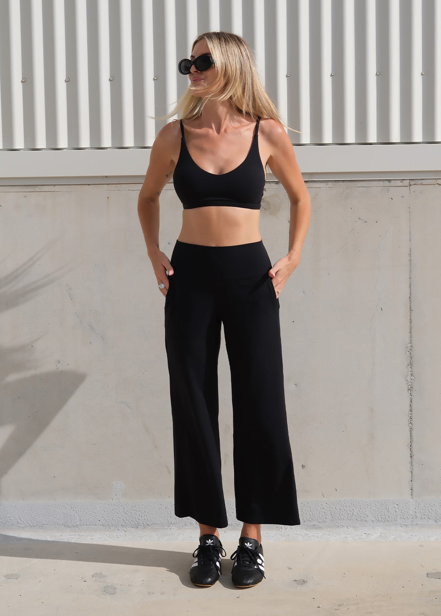 In Motion Cropped Wide Leg Pant in Black | Women's Pants