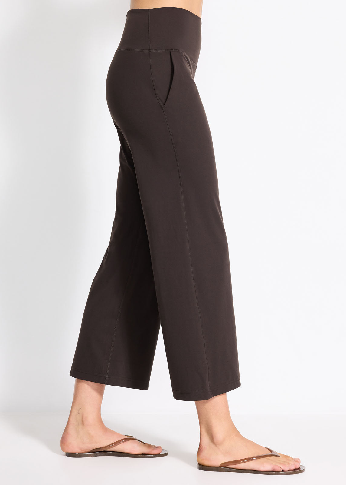 In Motion Cropped Wide Leg Pant