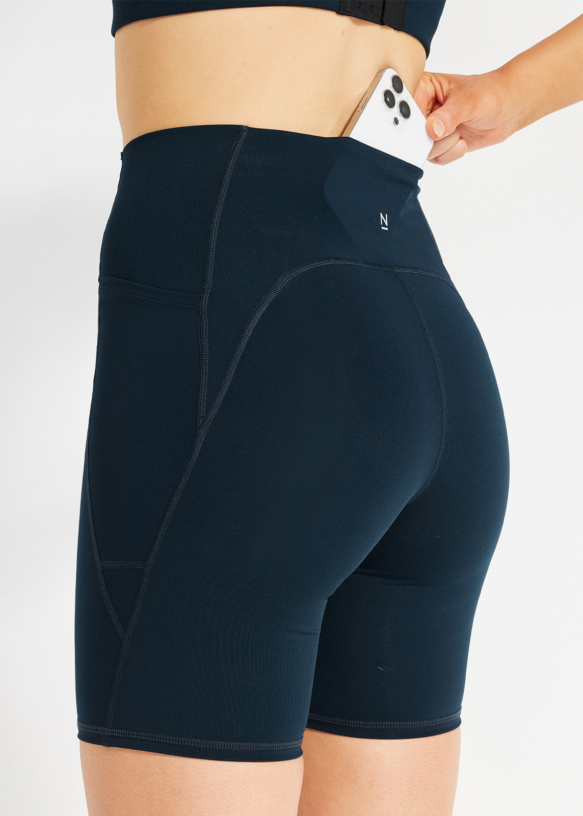 In Tempo Short 18cm II